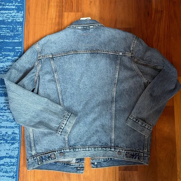Levi's Men's Light Blue Denim Jacket - Picture 5 of 5